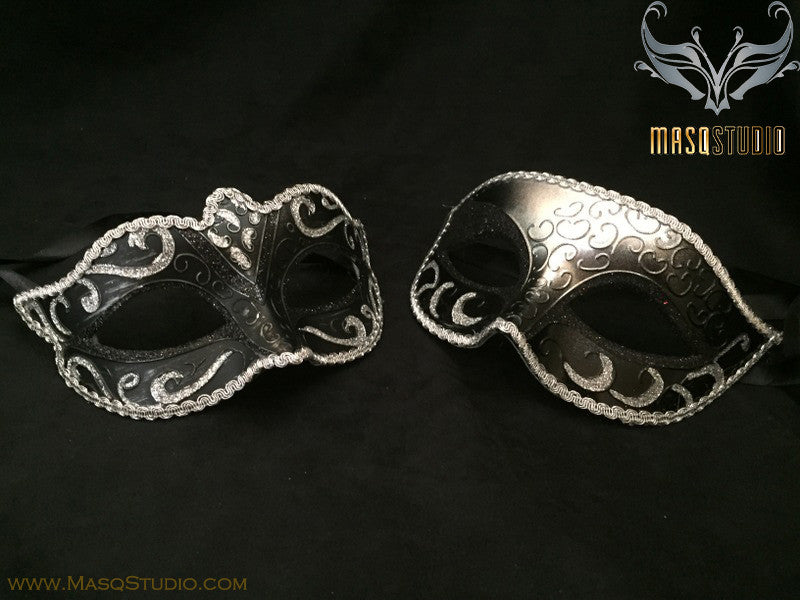 Classic Venetian Couple Black Silver Masquerade Mask Set