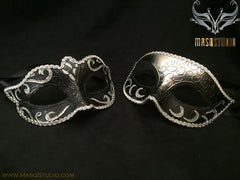 Classic Venetian Couple Black Silver Masquerade Mask Set