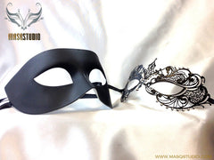 Luxury Venetian Couple Chloe Black Masquerade Mask Set