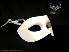 Blank White Masquerade mask Man