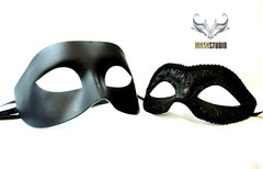 Classic Venetian Couple Black Masquerade Mask Set A